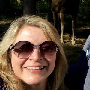 Meet your Posher, Renee